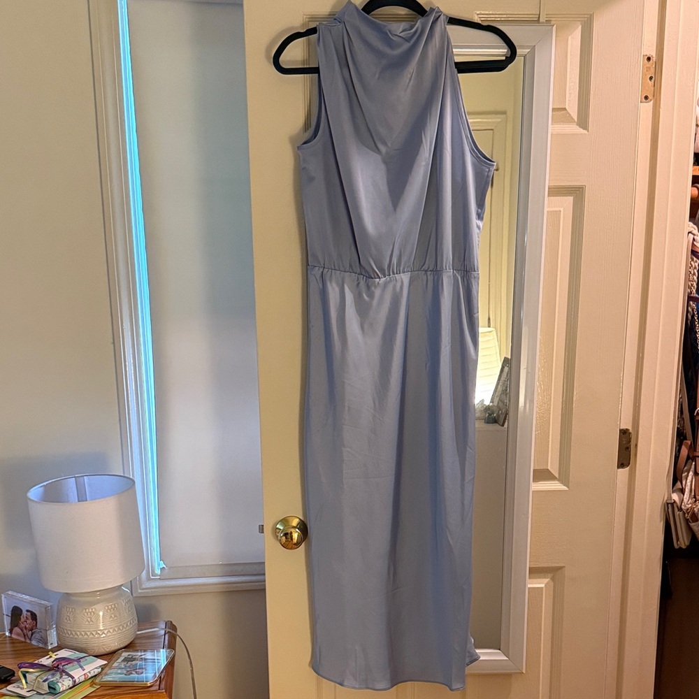 Elegant Sleeveless Blue Dress